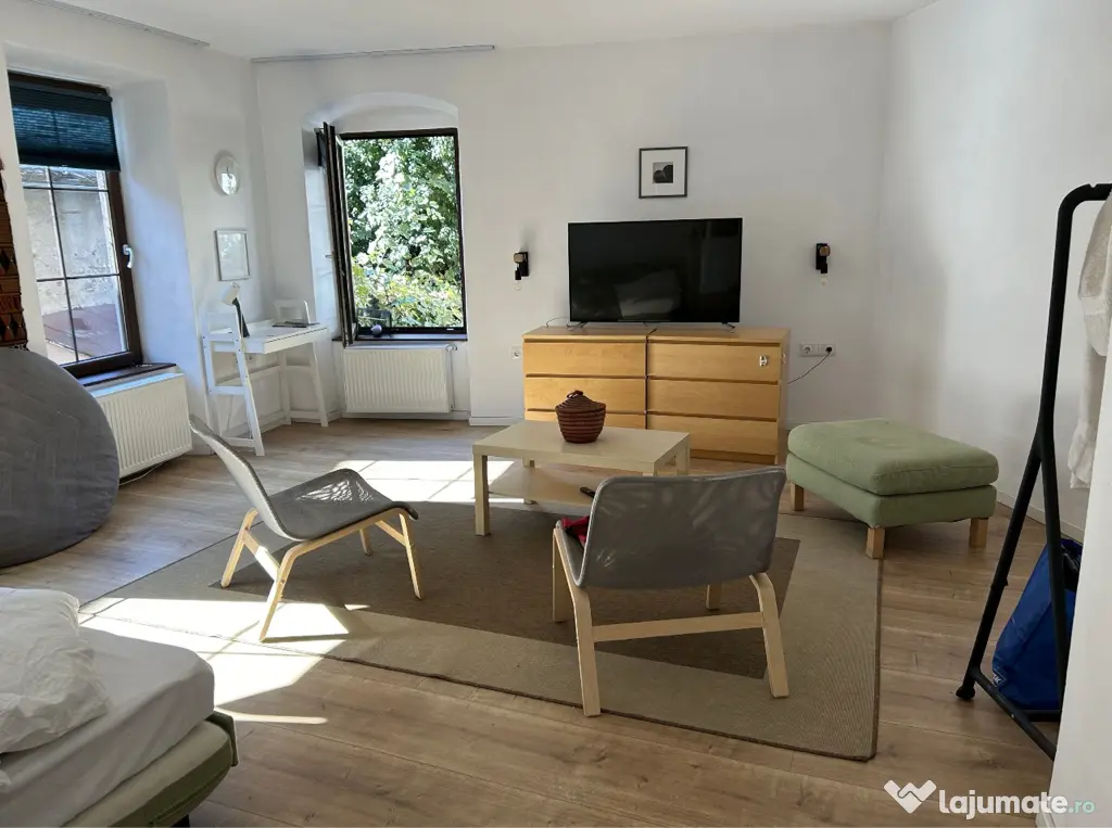 Cazare apartamente studio garsonera 1 2 3 camere