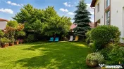 Vila distinctiva,2 intrari separate:locuire multifamiliala,a 