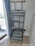 Volieră papagali