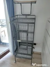 Volieră papagali