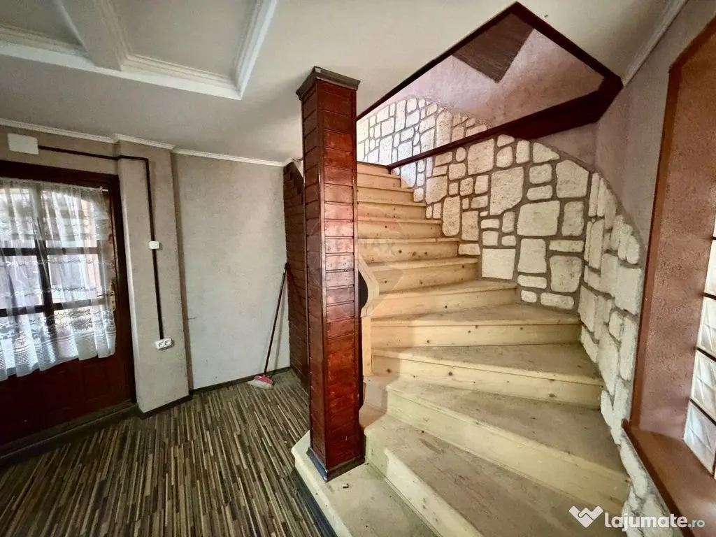 Casă / Vilă de vânzare în Panciu