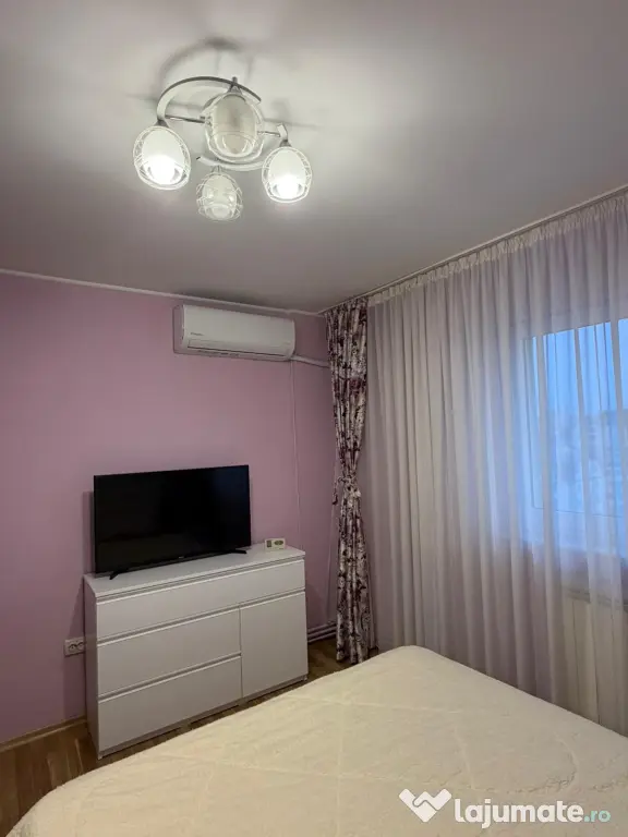 Apartament 3 camere de închiriat Banat-Exercițiu