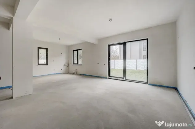 Casa se preda finisata - 4 bai -3 dormitoare - curte - parca