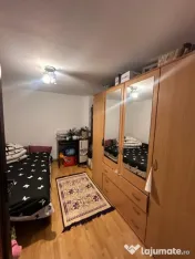 Casa de vanzare, 3 camere, situata in zona CET