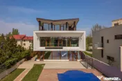 Casa TA de pe malul lacului Mogosoaia | Piscina | Deschidere