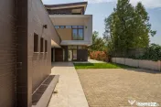 Casa TA de pe malul lacului Mogosoaia | Piscina | Deschidere