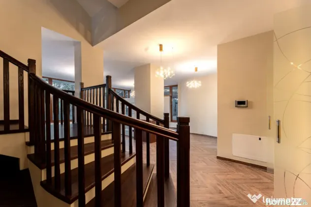 Resedinta contemporana in Mogosoaia | Piscina | Acces direct - Mogosoaia (Bucuresti-Ilfov)