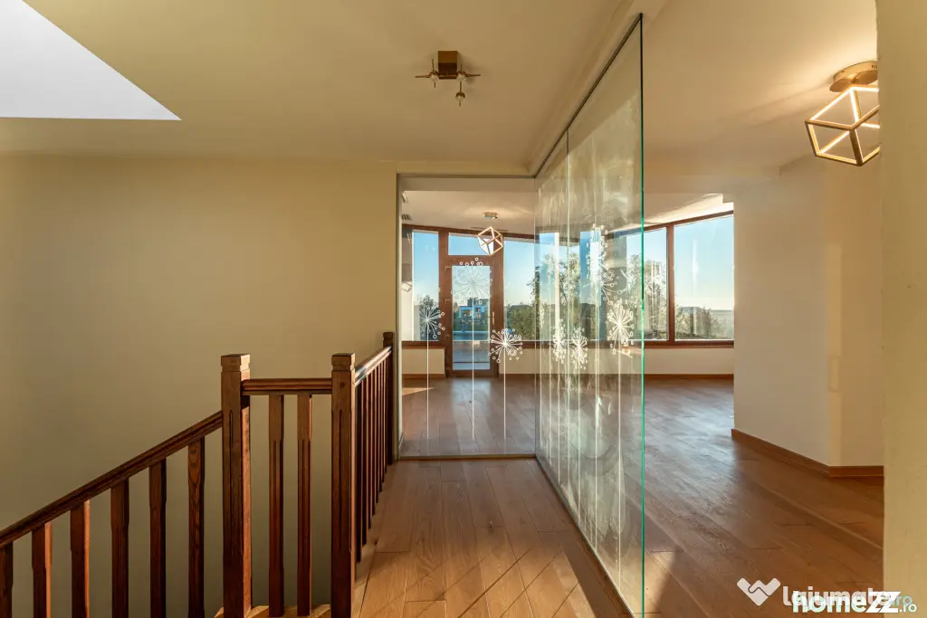 Resedinta contemporana in Mogosoaia | Piscina | Acces direct - Mogosoaia (Bucuresti-Ilfov)