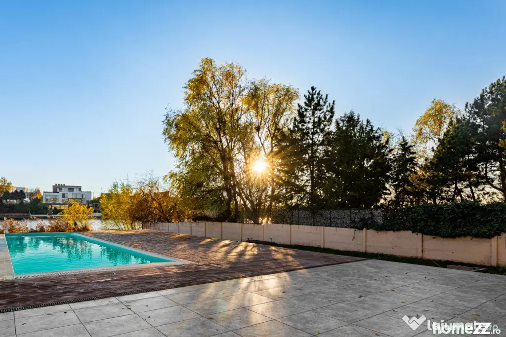 Resedinta contemporana in Mogosoaia | Piscina | Acces direct - Mogosoaia (Bucuresti-Ilfov)