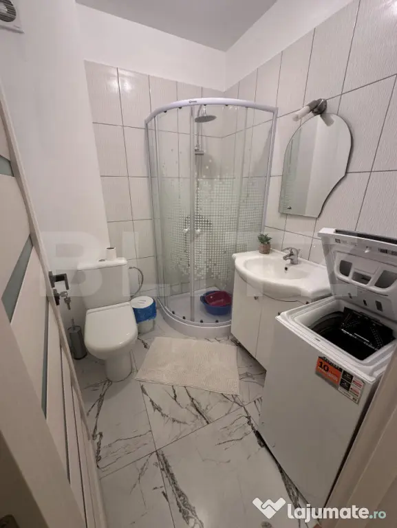 Apartament modern cu 2 camere de închiriat – complet mobi