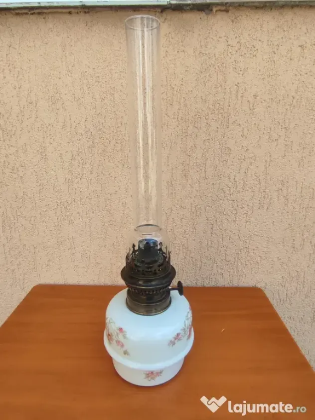 Lampă vintage porțelan
