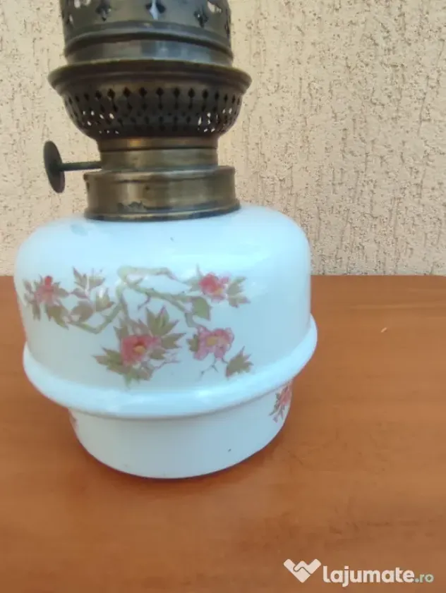 Lampă vintage porțelan