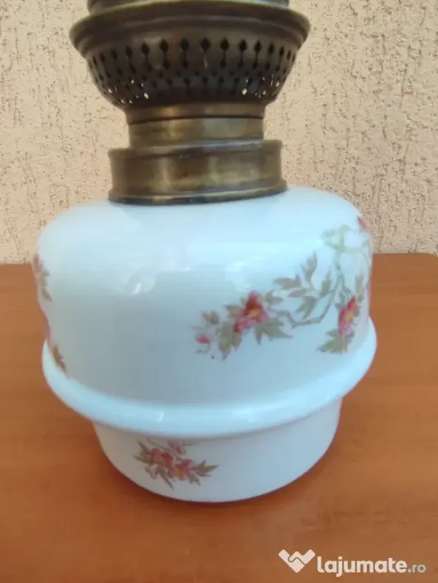 Lampă vintage porțelan