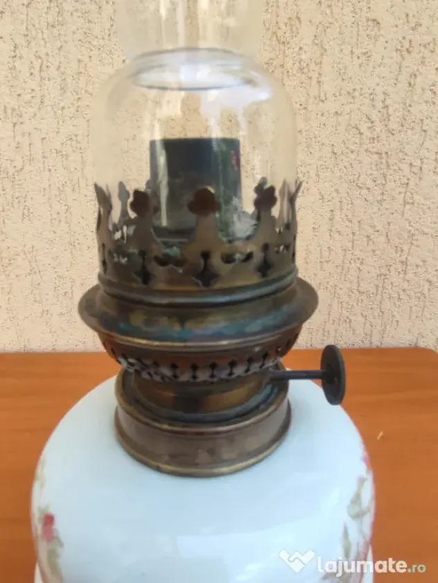Lampă vintage porțelan