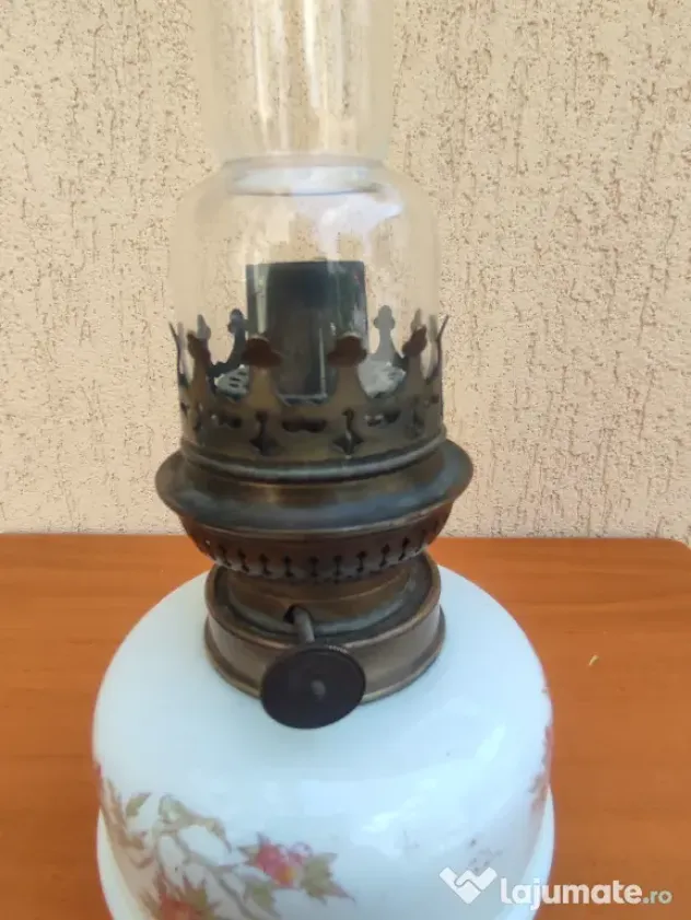 Lampă vintage porțelan
