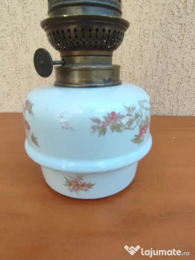 Lampă vintage porțelan