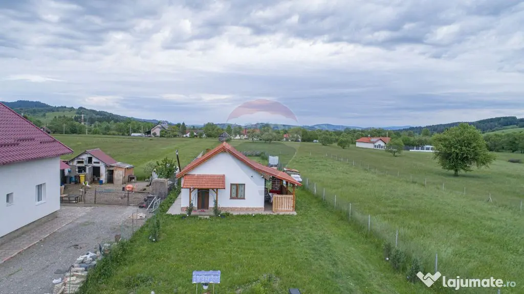 Teren Intravilan + Casa de vacanta Acris | Vama Buzaului ...
