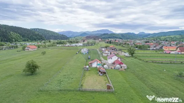 Teren Intravilan + Casa de vacanta Acris | Vama Buzaului ...