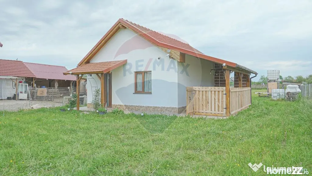Teren Intravilan + Casa de vacanta Acris | Vama Buzaului ...