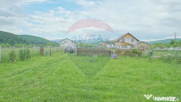 Teren Intravilan + Casa de vacanta Acris | Vama Buzaului ...
