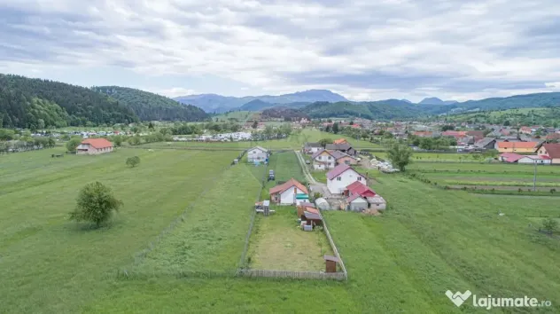 Teren Intravilan + Casa de vacanta Acris | Vama Buzaului ...