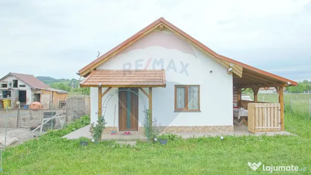 Teren Intravilan + Casa de vacanta Acris | Vama Buzaului ...