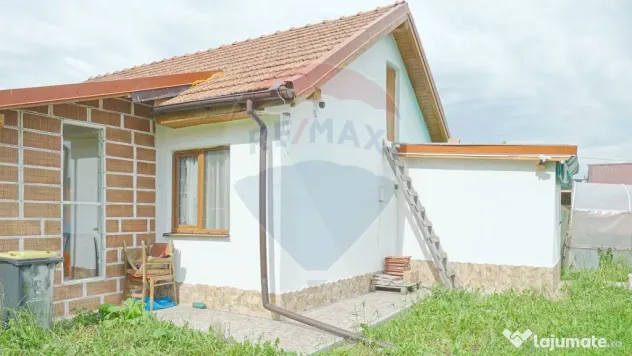Teren Intravilan + Casa de vacanta Acris | Vama Buzaului ...
