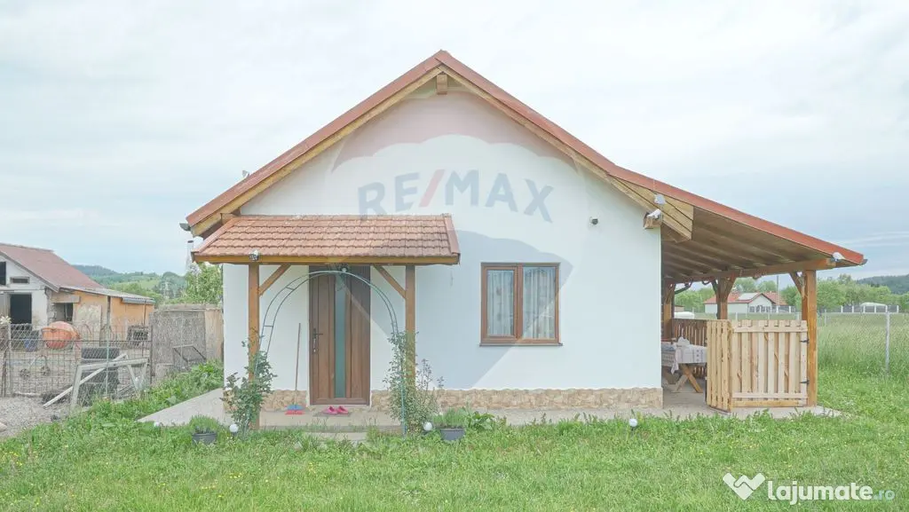 Teren Intravilan + Casa de vacanta Acris | Vama Buzaului ...