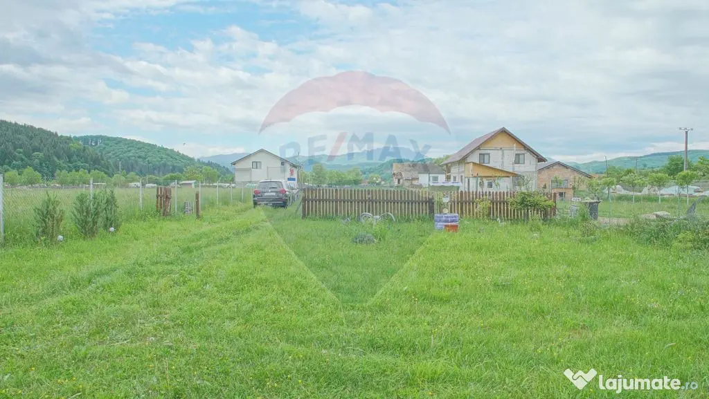 Teren Intravilan + Casa de vacanta Acris | Vama Buzaului ...