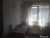 Apartament Cu 2 Camere Semidecomandate Zona Zamca 
