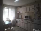 Apartament Cu 2 Camere Semidecomandate Zona Zamca 