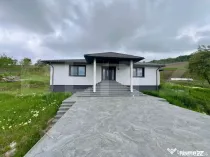Casă stil mediteranean, 162 mp, teren 2600 mp, zona Siliva?