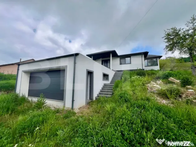 Casă stil mediteranean, 162 mp, teren 2600 mp, zona Siliva? - Bistrita (Bistrita-Nasaud)