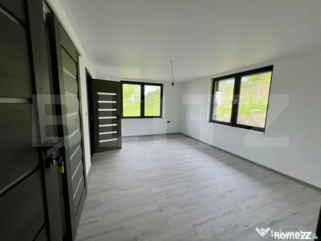 Casă stil mediteranean, 162 mp, teren 2600 mp, zona Siliva? - Bistrita (Bistrita-Nasaud)