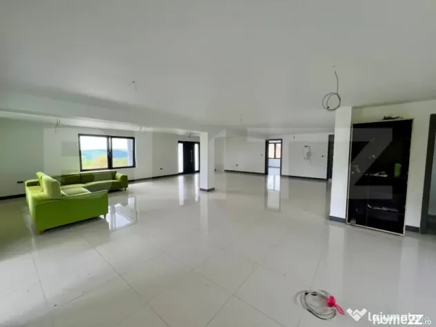Casă stil mediteranean, 162 mp, teren 2600 mp, zona Siliva? - Bistrita (Bistrita-Nasaud)