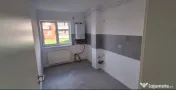 Apartament 2 camere, decomandat - zona Sanpetru 
