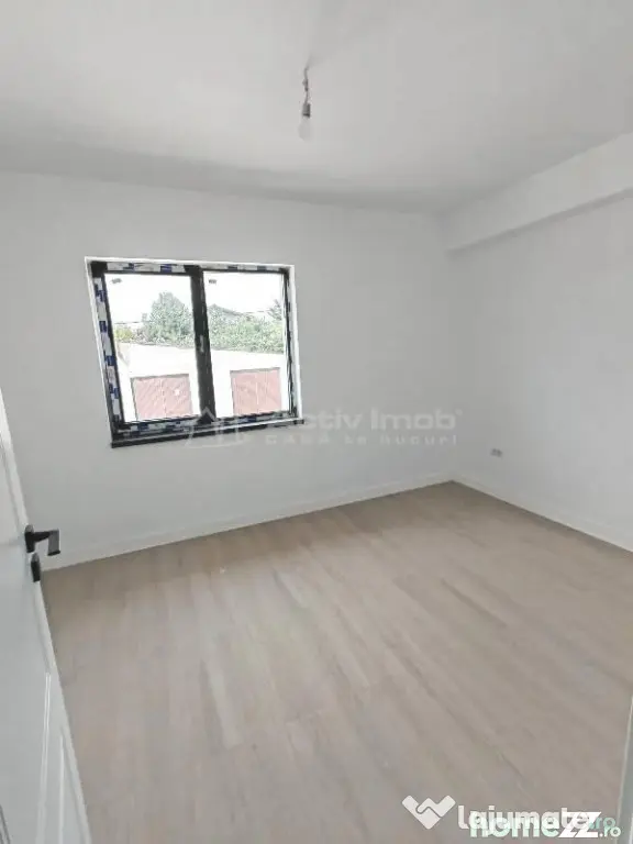 - Casa - Vila - Prelungirea Ghencea - Dantelei -- 195000E - Bucuresti (Bucuresti-Ilfov)
