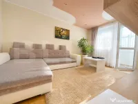 Apartament 3 camere decomandat /et 3/4- zona Astra 