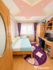 Apartament 3 camere decomandat /et 3/4- zona Astra 
