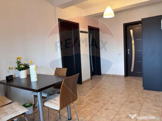 Apartament cu 2 camere de vânzare în zona Central
