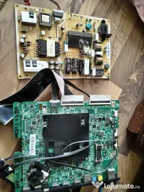 dezmembrez TV led UE40KU6100