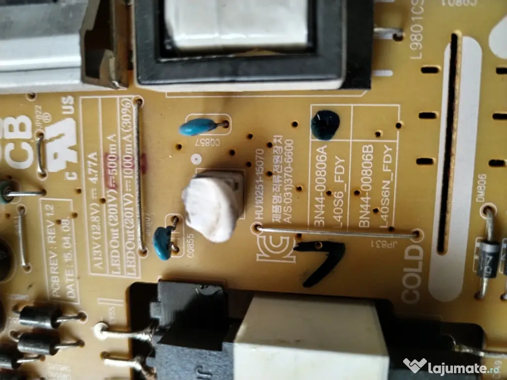 dezmembrez TV led UE40KU6100