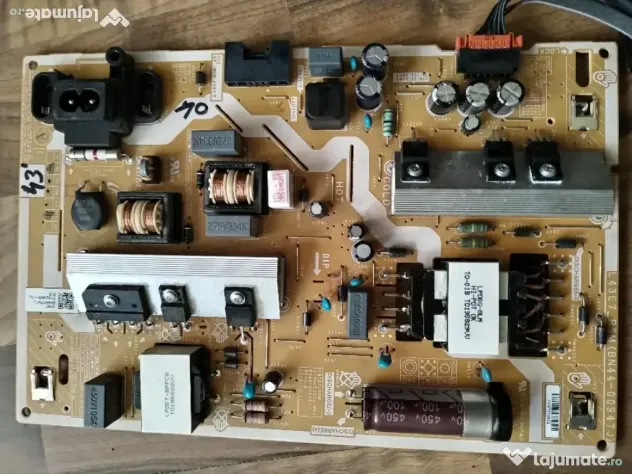 Dezmembrez samsung ue43ru7092