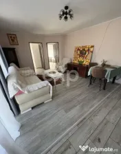 Apartament cu 3 camere | 2 parcari | zona Terra 