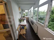 Apartament 3 camere decomandat - renovat, zona Nicolina 
