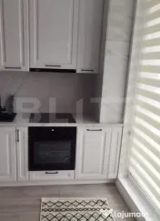 Apartament cu două camere de închiriat, în bloc nou 