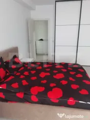 Apartament cu două camere de închiriat, în bloc nou 