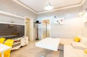 Apartament 4 camere de inchiriat in vila/ parter/ curte p... 