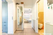 Apartament 4 camere de inchiriat in vila/ parter/ curte p...