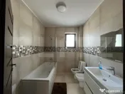Casă P + E cu garaj, 195 mp utili, teren 599 mp, zona Ford 
